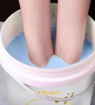 Dunk Your Hands & Wait